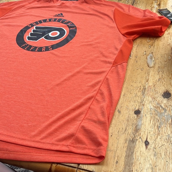 Brand new Adidas, Philadelphia Flyers, NBA Wickway shirt 2XL - Picture 15 of 15